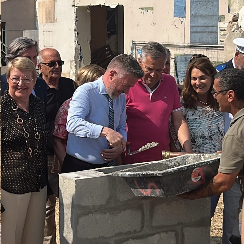 Pose de la première pierre pour le futur Poste de Police La Ciotat avec 3i
