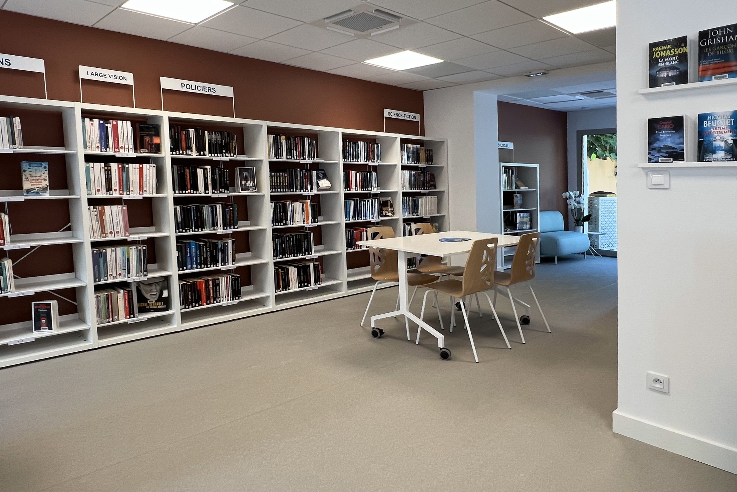 La Bibliotèque Le Lavendou (3)