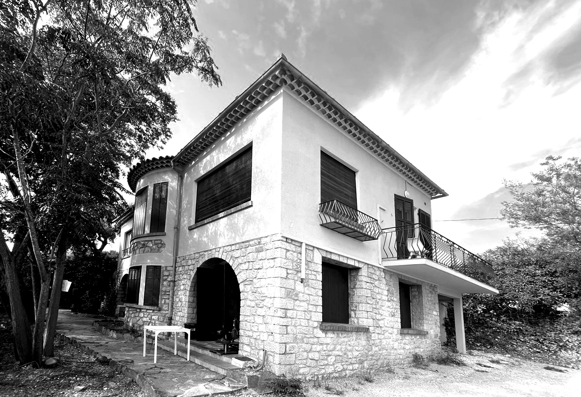 Façade ensemble immobilier clos Charlot à Bormes les Mimosas avec 3i