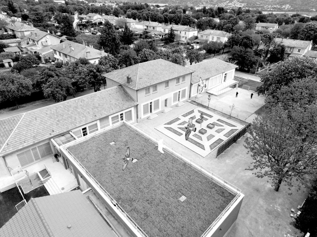 Aménagement d’un complexe dédié à l’enfance dans ancien établissement scolaire avec 3i