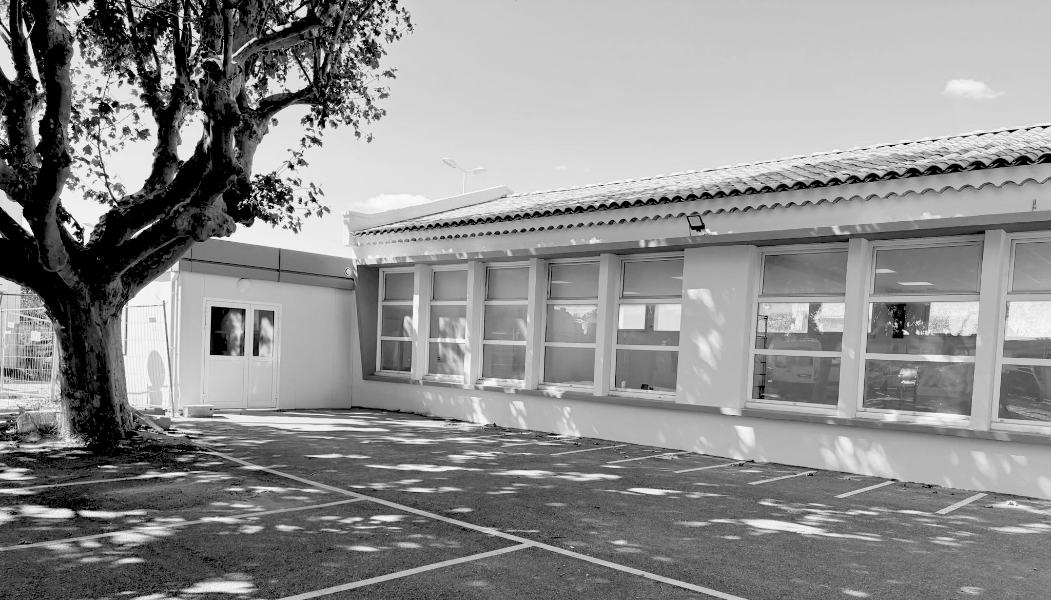 Rénovation thermique toiture maison sociale gymnase Fos sur Mer vue dessus avec 3i