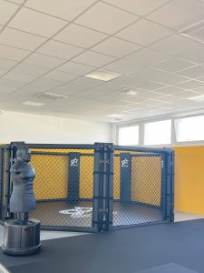 Salle de sport de contacts à Fos sur Mer réalisée par 3i Architectes et 3i Conseils